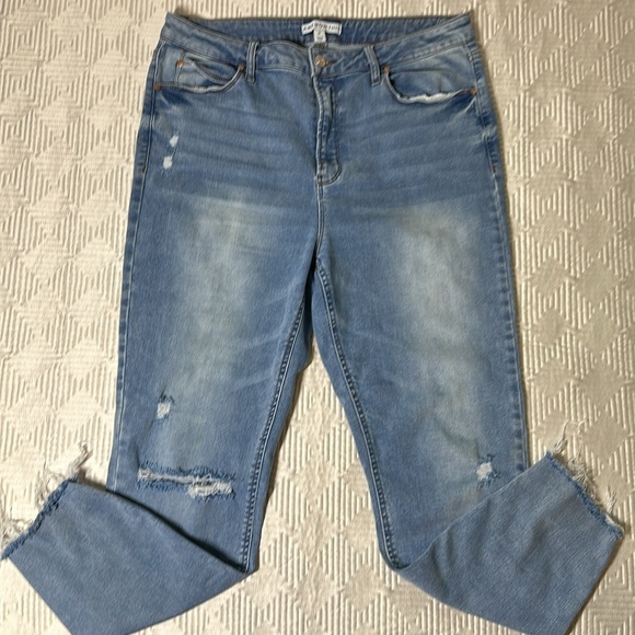 2 pair of And Now This jeans from Macys vintage straight high waisted distressed - Picture 6 of 8